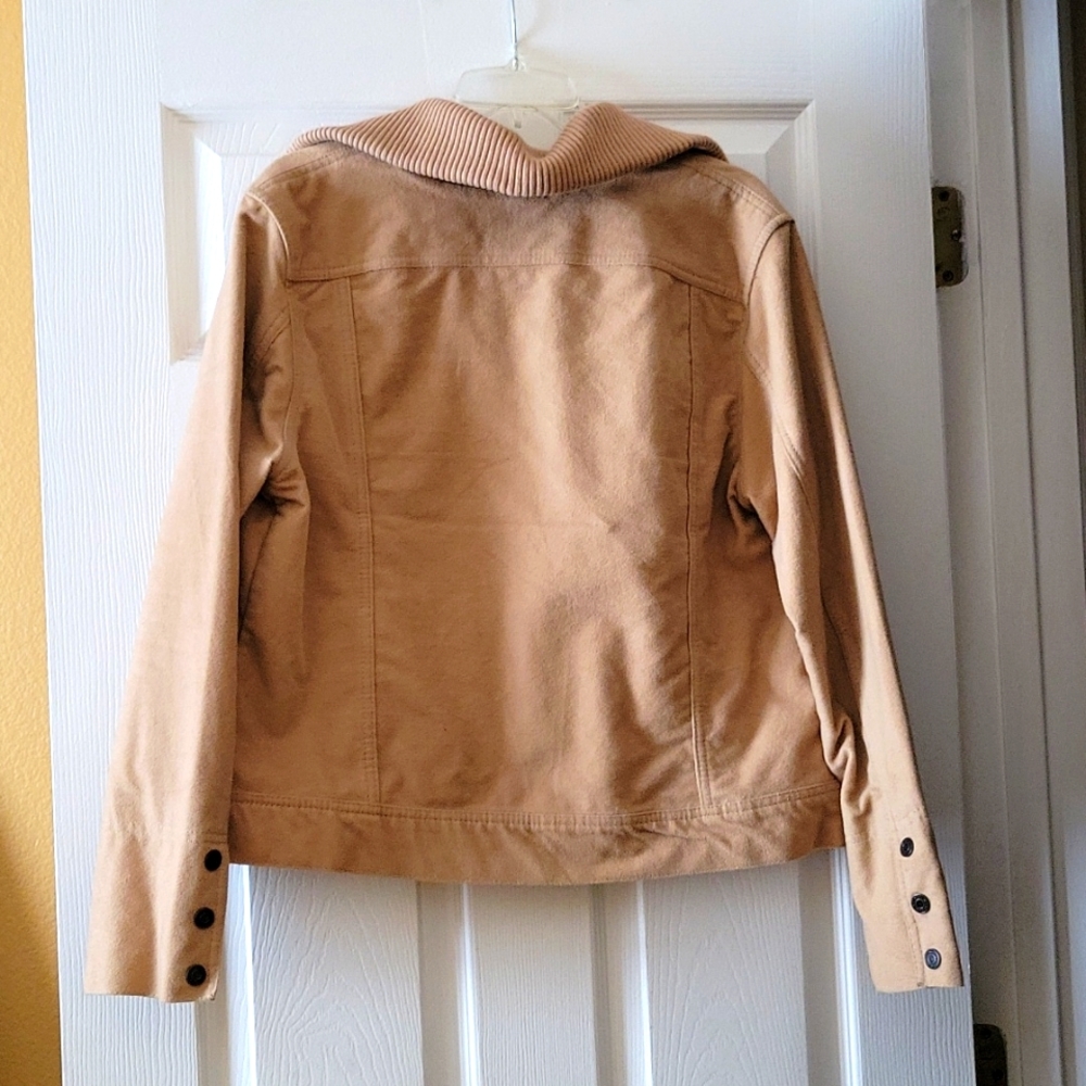 🔅Gap Jacket🔅 - Picture 2 of 4